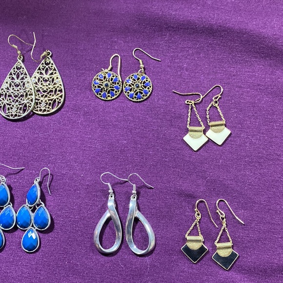 Set of 9 earrings - Picture 4 of 4